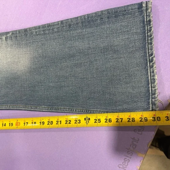 Diesel Men's Faded Blue Straight Jeans - Picture 9 of 11